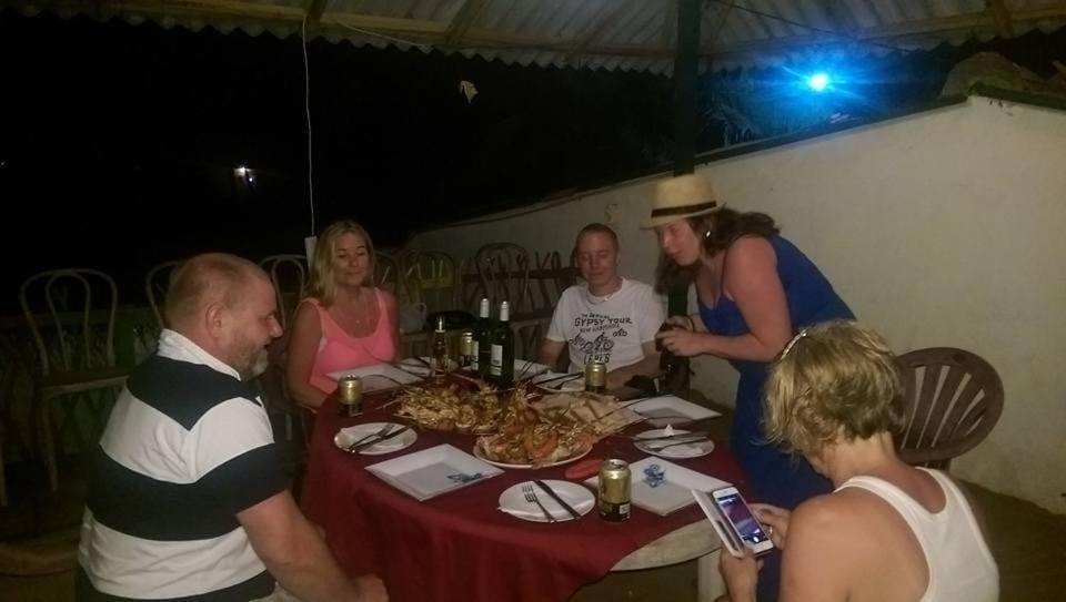 Oyo 459 Barasti Beach Resort Kalutara Buitenkant foto